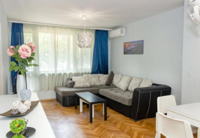 Bright Cozy 2BD Apartment near the Centre of Varna